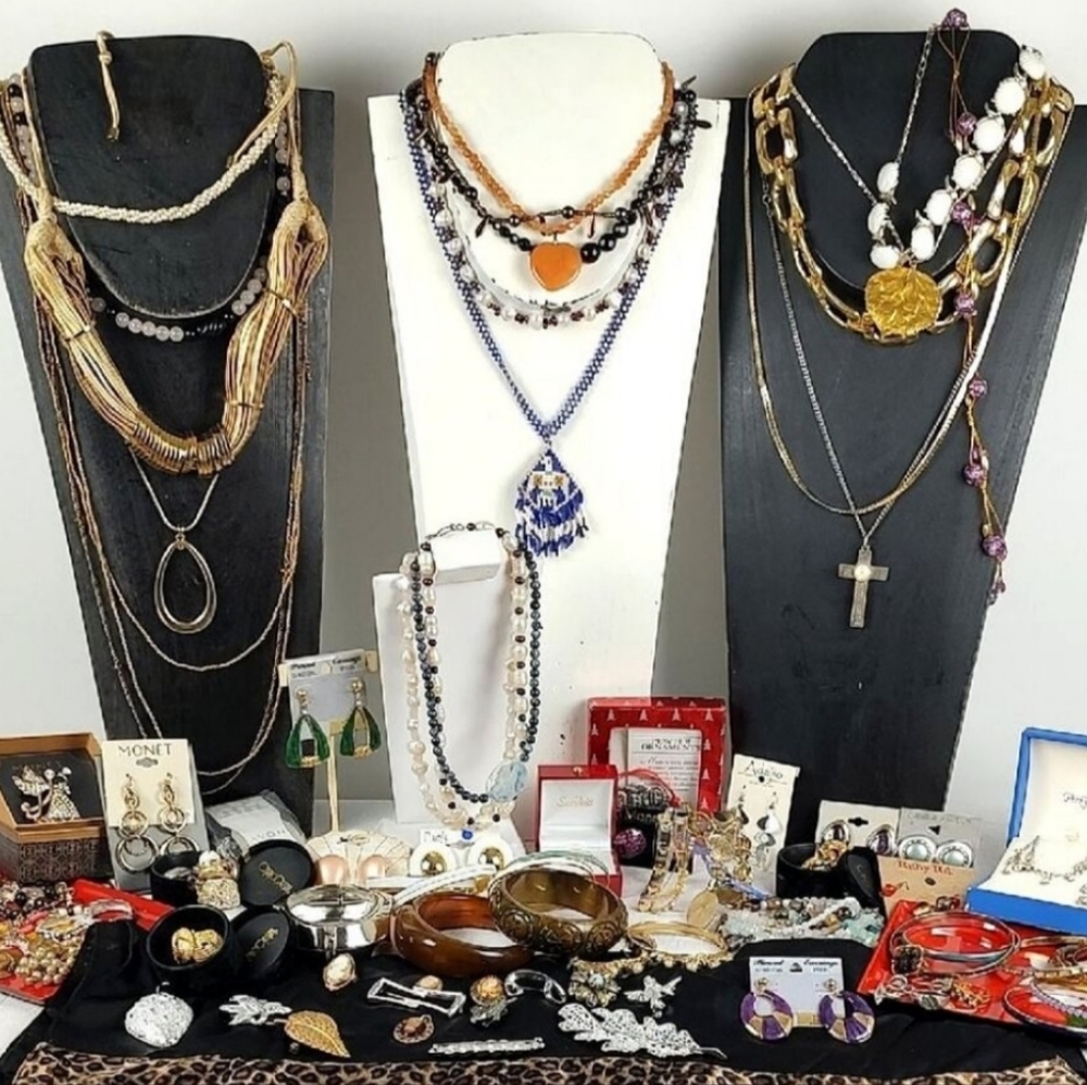 🔥HUGE Estate Sale Vintage to Now Jewelry 14K GP Silver Marked All Wearable! 🔥